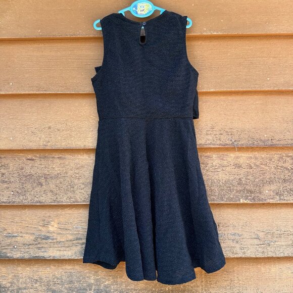 Special Editions Black Sparkly Girls Sleeveless Dress Size 12 With Layered Ruffl - Picture 4 of 8